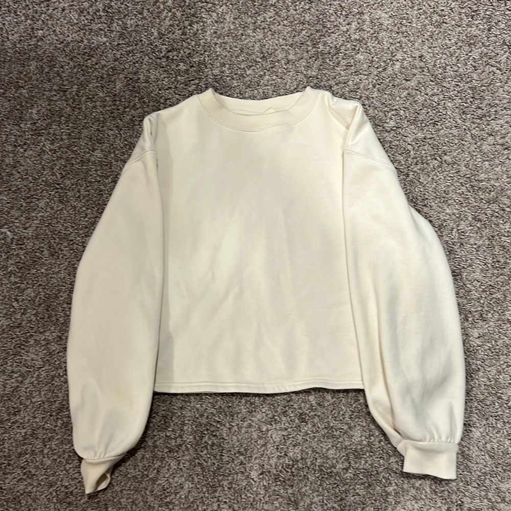Universal thread, cream